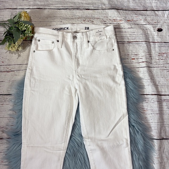NWT J. Crew 9" mid-rise toothpick jean in white - Picture 9 of 10